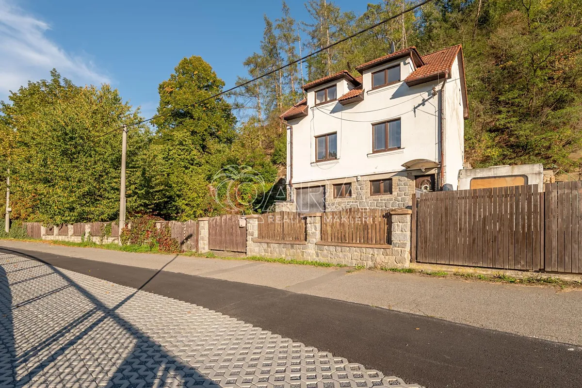 Prodej rodinného domu 110 m², pozemek 460 m²