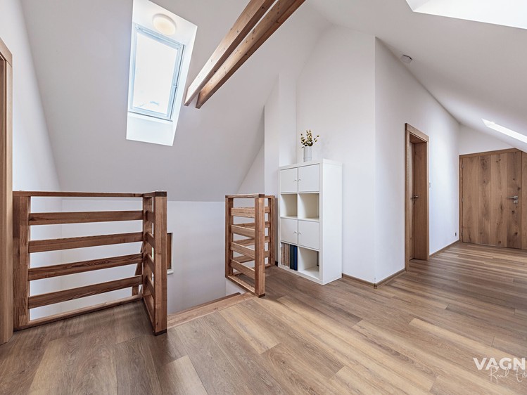 Prodej domu, 169 m² (40 z 65)