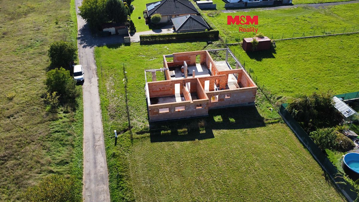 Prodej stavebního pozemku 1044 m², Mělník – fotka 1 z 3