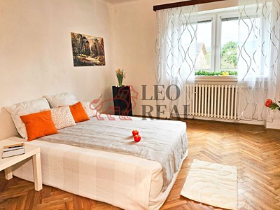 Prodej domu, 129 m² (2 z 12)