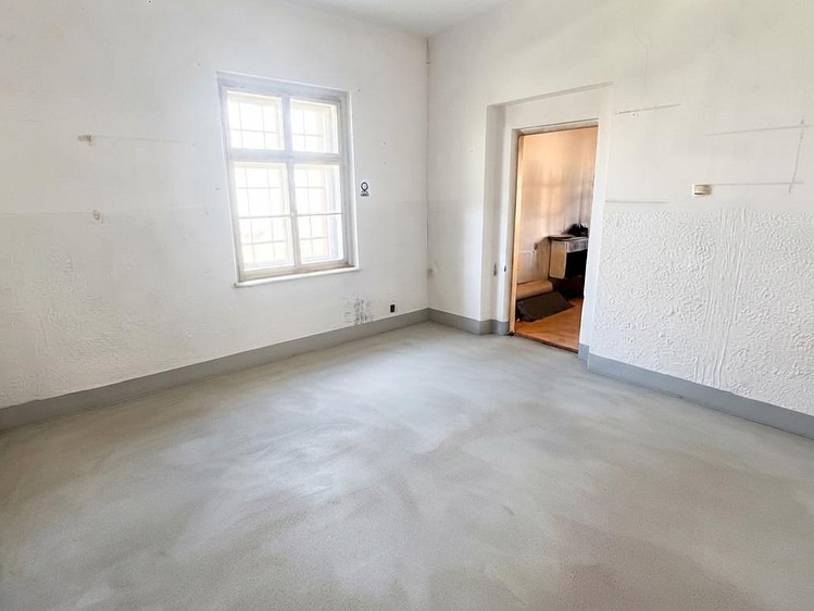 Комерційне приміщення на продаж, 250 м² (23 з 37)