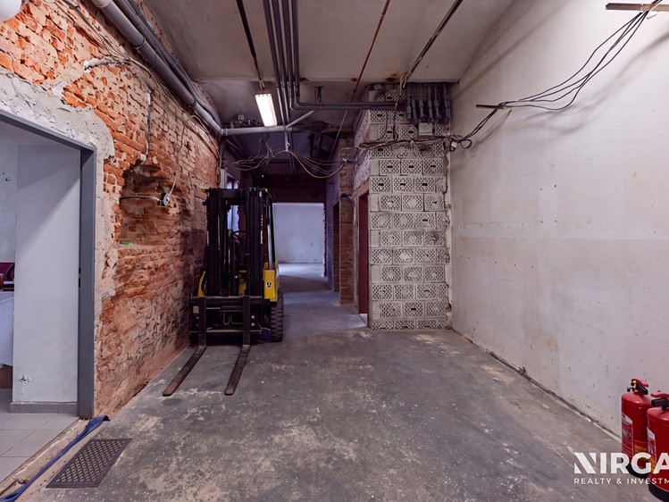 Gewerbefläche zum Kauf, 420 m² (15 von 39)