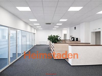 Pronájem kanceláře 813 m²