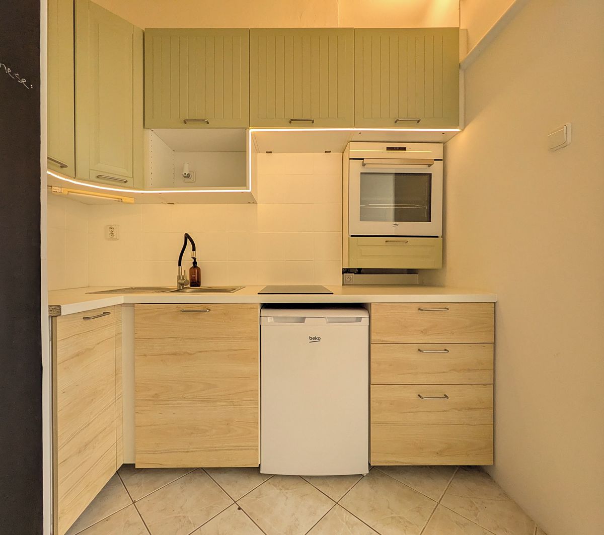 Pronájem bytu 2+1 56 m² – fotografie 2