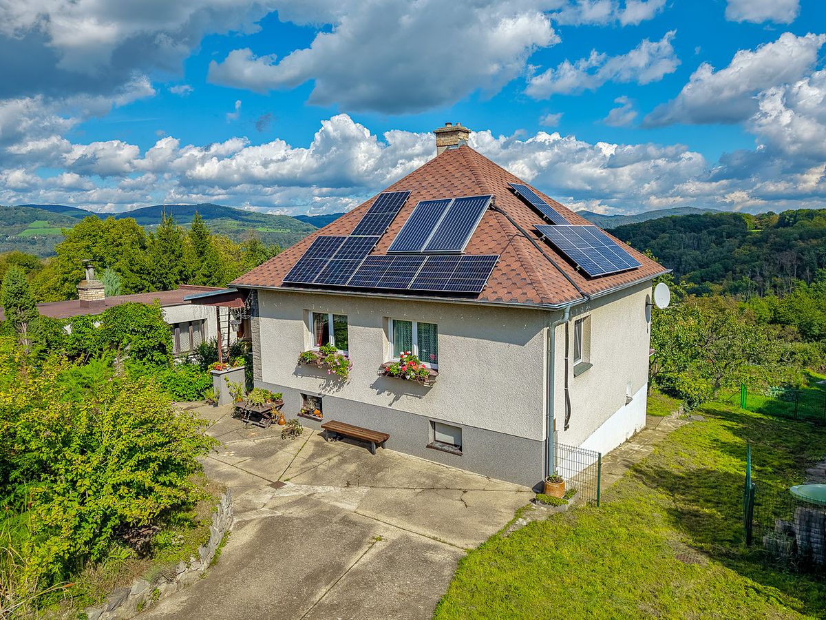 Prodej rodinného domu 150 m², pozemek 3883 m² – fotografie 2