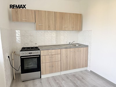Wohnung 1+1 zum Kauf, 29 m² (2 von 9)
