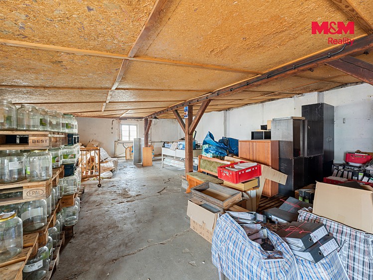 Комерційне приміщення на продаж, 1 250 м² (16 з 21)