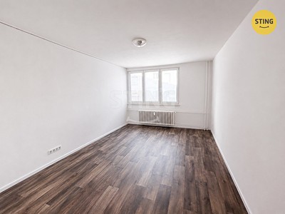 Prodej bytu 1+1, 43 m² (2 z 10)