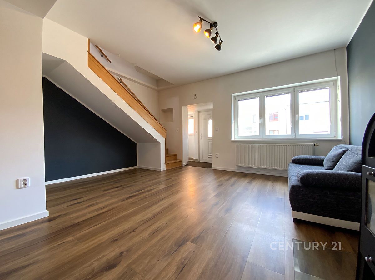 Pronájem rodinného domu 110 m², pozemek 100 m² – fotografie 4