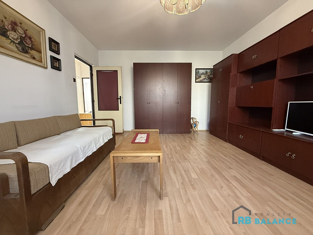 Pronájem bytu 2+1 62 m² – fotografie 3