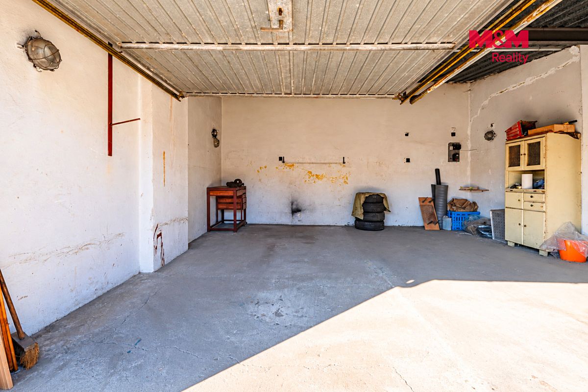 Prodej garáže 17 m² – fotografie 3
