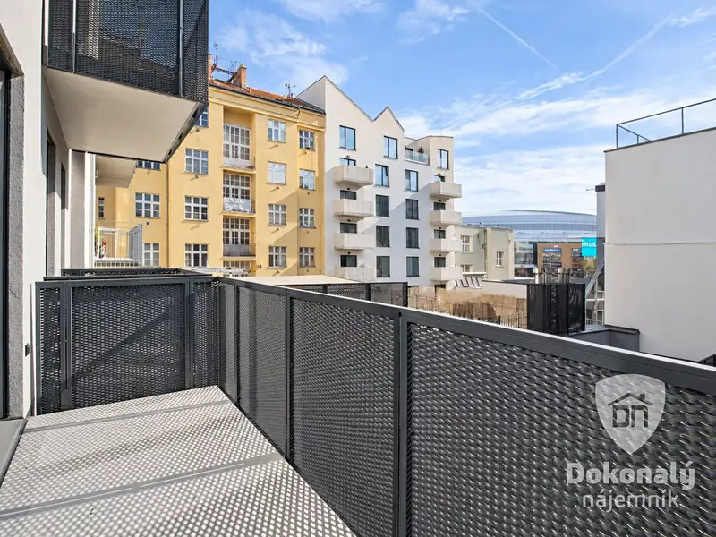 Pronájem bytu 2+kk 55 m², Praha – náhled fotky 2