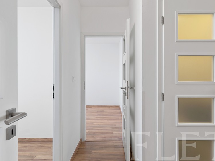 Квартира 4+1 на продаж, 80 м² (11 з 14)