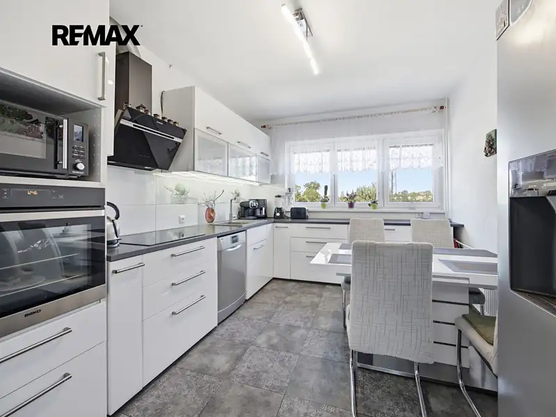 Prodej rodinného domu 148 m², pozemek 293 m², Úžice – náhled fotky 1