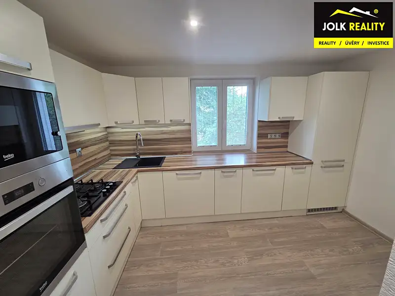 Pronájem bytu 3+1 60 m², Opava – náhled fotky 2