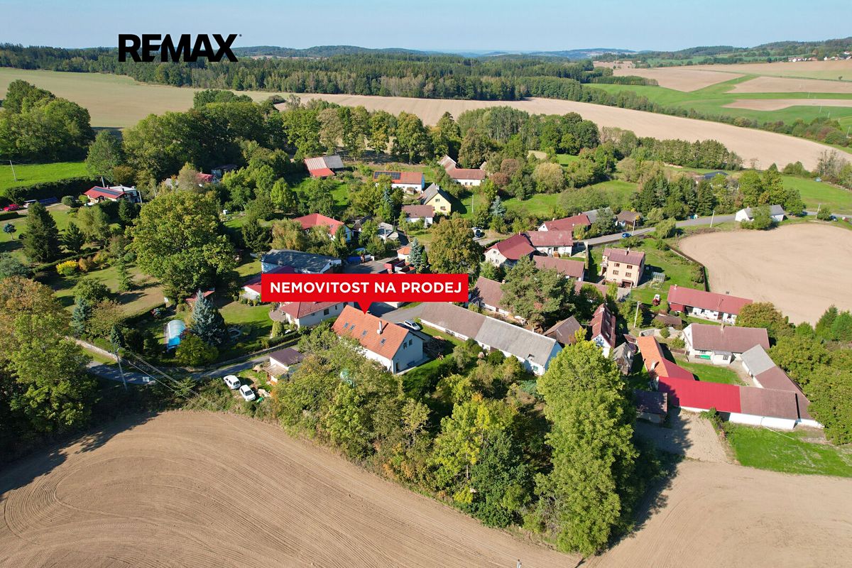 Prodej rodinného domu 232 m², pozemek 156 m² – fotografie 5