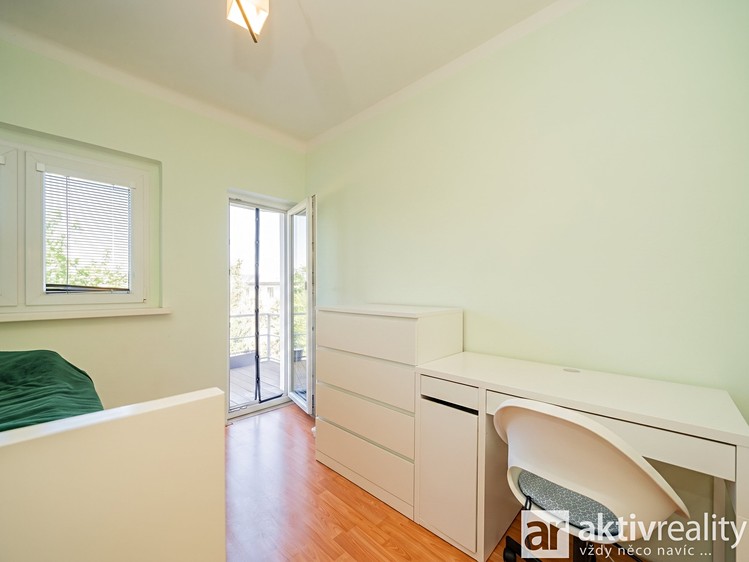 Prodej domu, 260 m² (32 z 54)