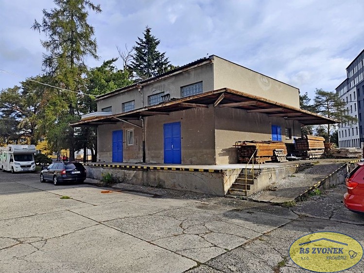 Pronájem komerčního prostoru, 33 m² (1 z 5)