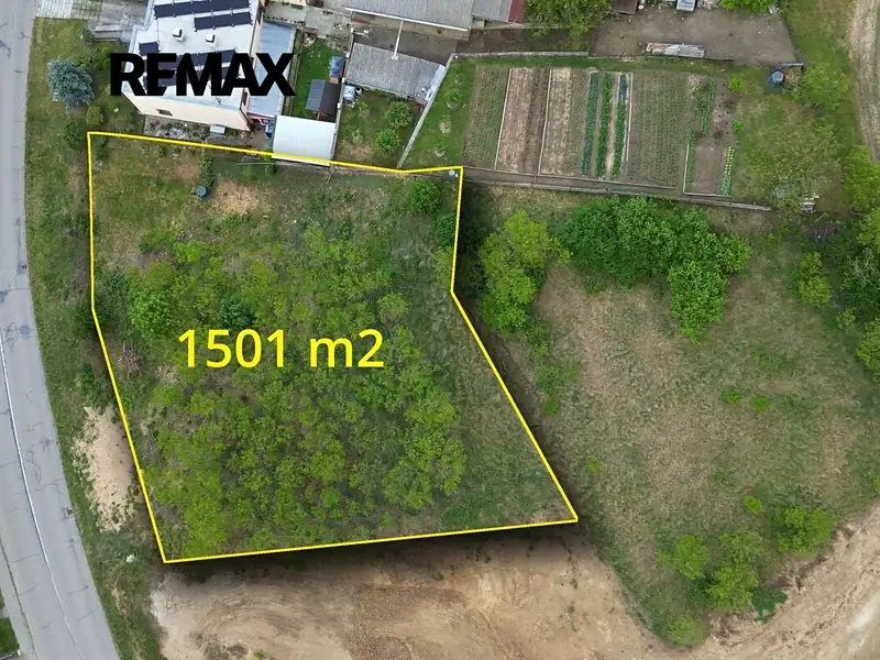Prodej stavebního pozemku 1501 m², Hostěradice – náhled fotky 2