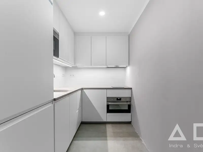 Prodej bytu 2+kk 43 m², Praha – náhled fotky 2