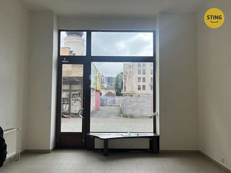 Pronájem komerčního prostoru, 80 m² (4 z 9)