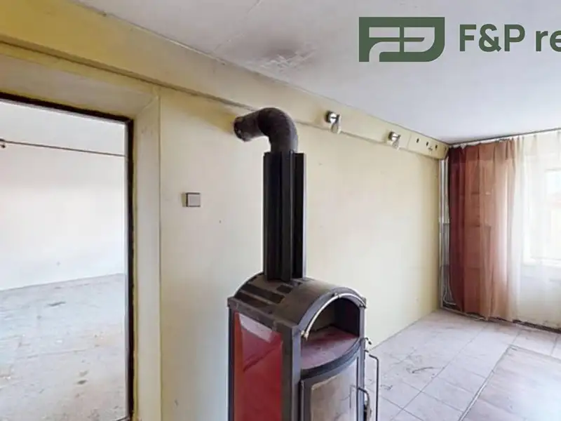 Prodej bytu 3+1 900 m², Lukavice – náhled fotky 1