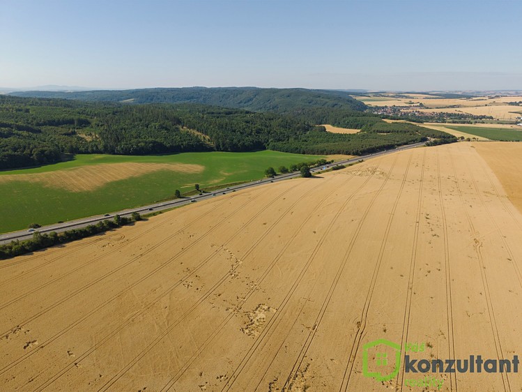 Prodej pozemku, 31 487 m² (4 z 9)