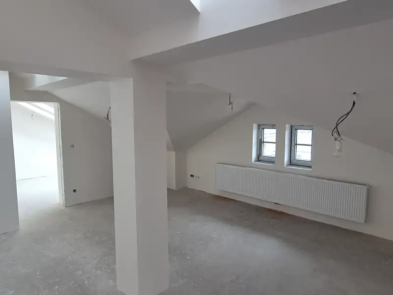 Pronájem obchodního prostoru 114 m², Čáslav – náhled fotky 1