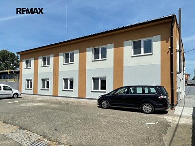 Pronájem bytu 1+kk 35 m²
