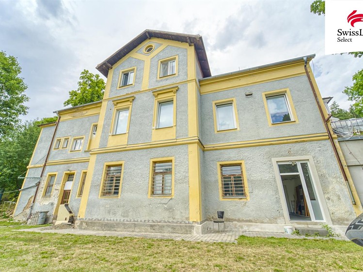 Haus zum Kauf, 479 m² (2 von 30)
