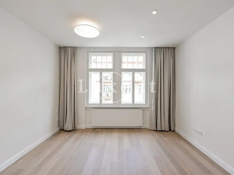 Pronájem bytu 3+kk 93 m², Praha – náhled fotky 1