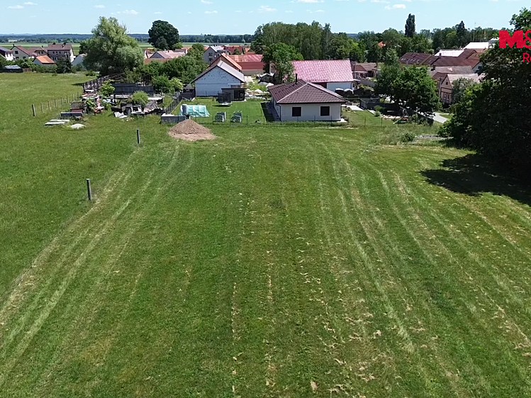 Grundstück zum Kauf, 1.367 m² (3 von 9)