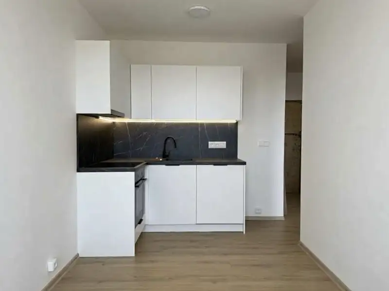 Pronájem bytu 1+1, 31 m², Praha 4, Praha