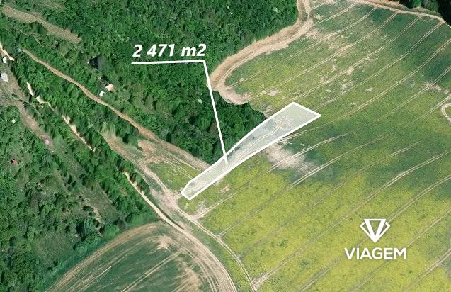 Prodej pole 2471 m²
