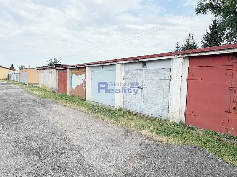 Prodej garáže 18 m², Pardubice – náhled fotky 1