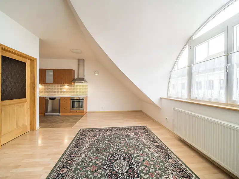 Pronájem bytu 2+kk 80 m², Brno – náhled fotky 3