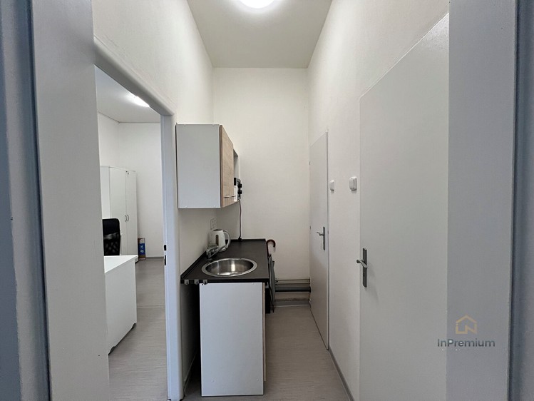 Комерційне приміщення в оренду, 38 м² (11 з 12)