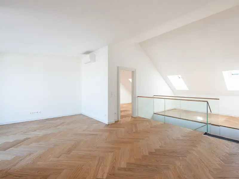Prodej bytu 4+kk 155 m², Praha – náhled fotky 2