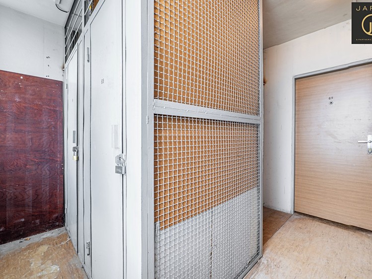 Квартира 4+1 на продаж, 71 м² (18 з 20)