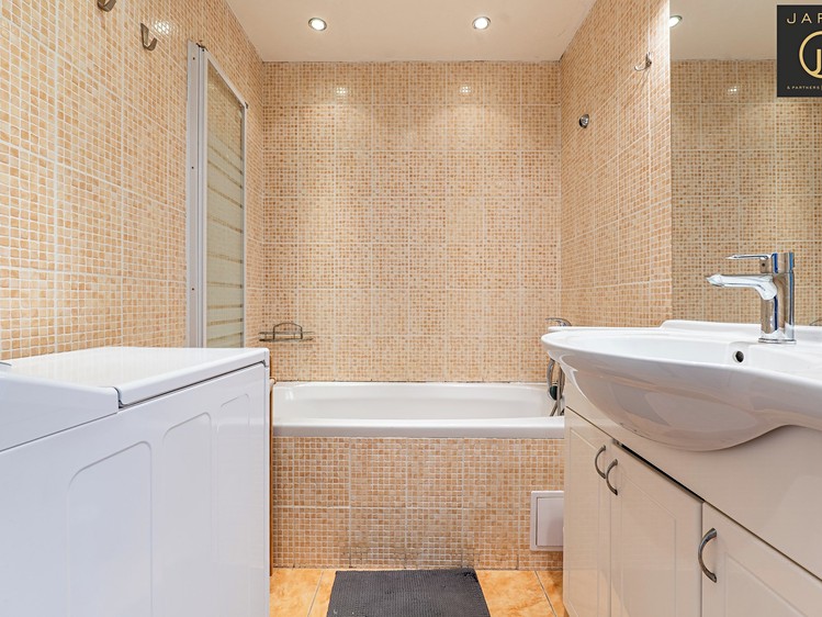 Квартира 4+1 на продаж, 71 м² (16 з 20)