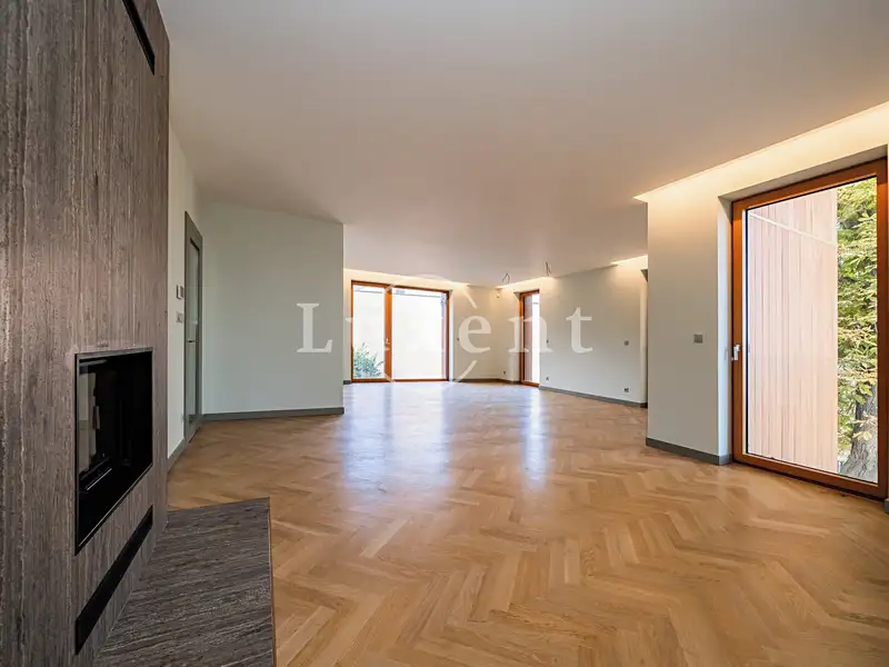 Prodej bytu 4+kk 175 m², Praha – náhled fotky 2