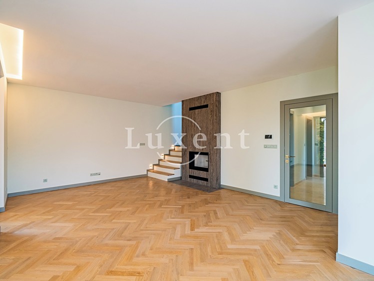 Квартира 4+kk на продаж, 175 м² (4 з 20)