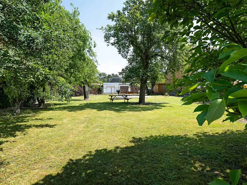Prodej stavebního pozemku 802 m², Praha – náhled fotky 2