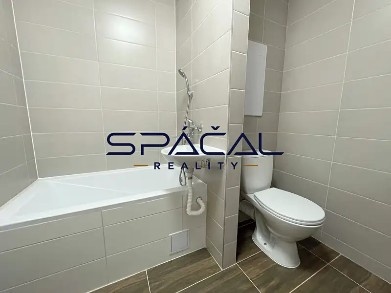 Pronájem bytu 1+1 40 m², Sokolov – náhled fotky 2