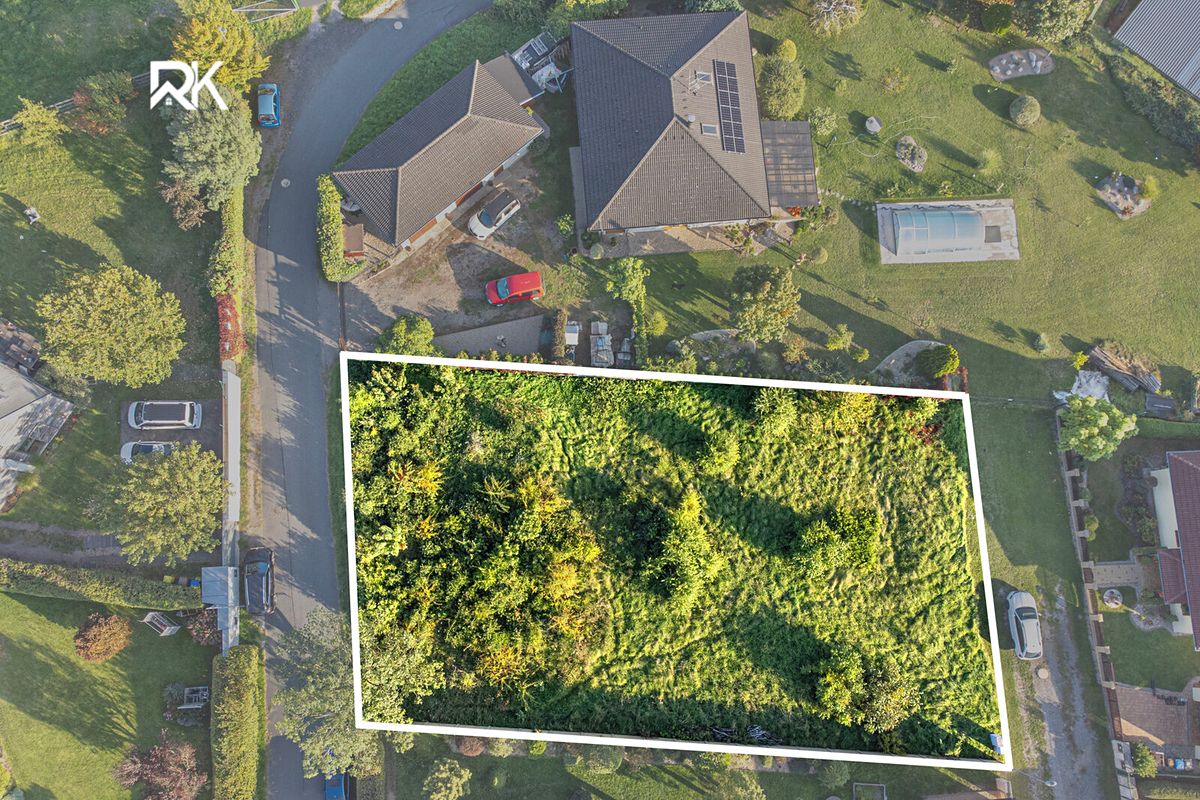Prodej stavebního pozemku 1068 m², Konárovice – fotka 1 z 3