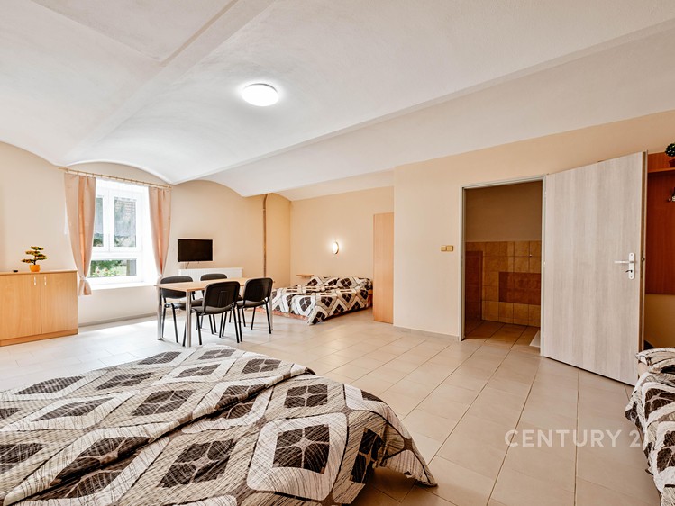Комерційне приміщення на продаж, 1 320 м² (25 з 31)