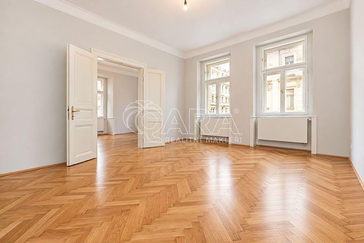 Pronájem bytu 3+1 108 m², Praha – fotka 1 z 3