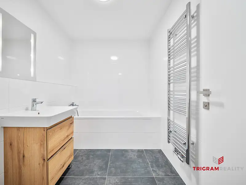 Pronájem bytu 2+kk 60 m², Hradec Králové – náhled fotky 3