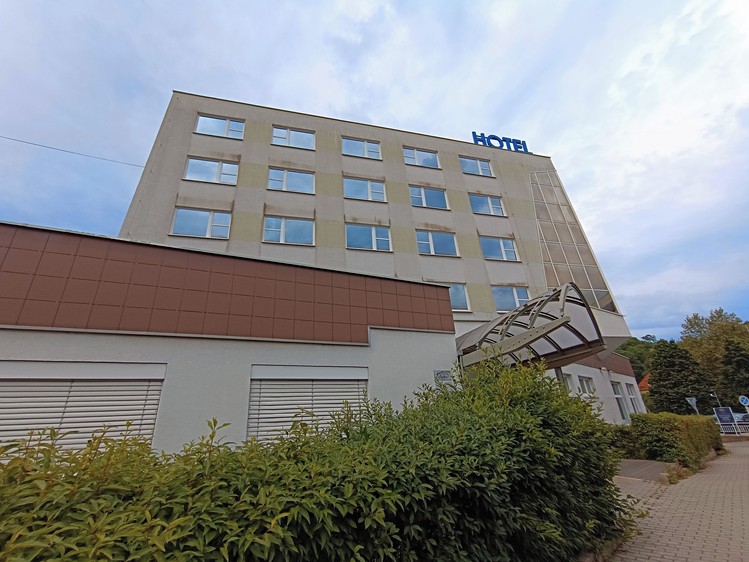 Gewerbefläche zur Miete, 308 m² (1 von 8)