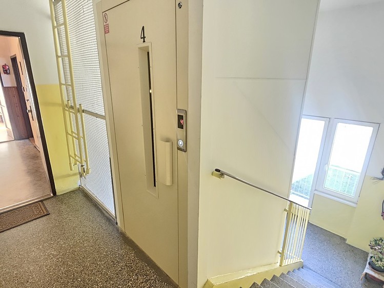 Prodej bytu 2+1, 52 m² (2 z 11)